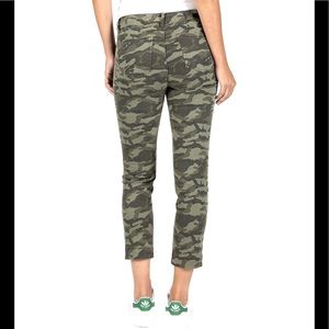 Kut from the Kloth Camo Ankle Straight Zip Leg 12!
